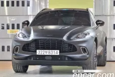 Aston Martin DBX, 2020