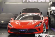 Ferrari F8 Spider, 2022