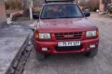 Isuzu Rodeo, Бензин, 1998