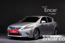 Lexus CT200h, 2018