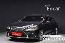 Lexus ES300h 7th generation, 2018