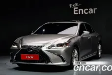 Lexus ES300h 7th generation, 2019