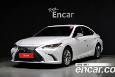 Lexus ES300h 7th generation, 2020