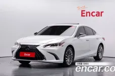 Lexus ES300h 7th generation, 2022