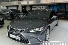 Lexus ES300h 7th generation, 2023