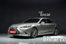 Lexus ES300h 7th generation, 2023