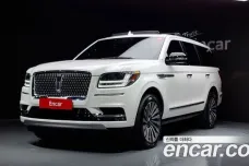 Lincoln Navigator, 2021