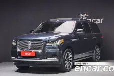 Lincoln Navigator, 2022