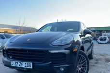 Porsche Cayenne, Бензин, 2017