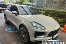 Porsche Macan, 2021