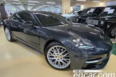 Porsche Panamera (971), 2018