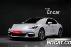 Porsche Panamera (971), 2018