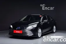 Toyota Camry (XV70), 2018