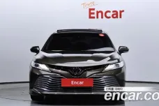 Toyota Camry (XV70), 2019