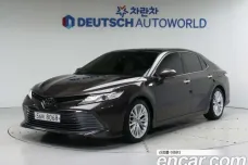 Toyota Camry (XV70), 2019