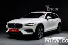 Volvo V60 Cross-country 2nd Generation, 2019