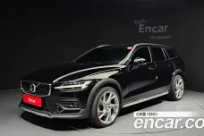 Volvo V60 Cross-country 2nd Generation, 2021