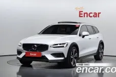 Volvo V60 Cross-country 2nd Generation, 2021