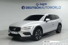 Volvo V60 Cross-country 2nd Generation, 2022