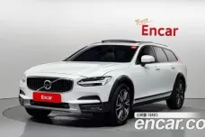 Volvo V90 Cross-Country, 2018