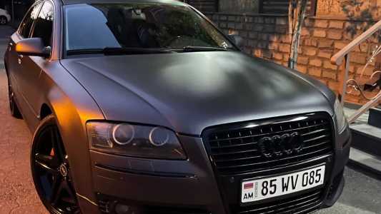 Audi A8, Бензин, 2004