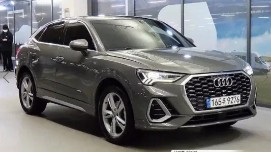 Audi Q3 (F3), 2020