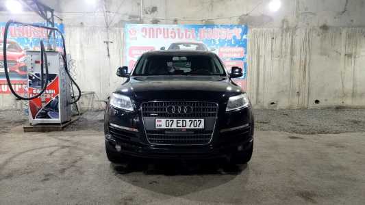 Audi Q7, Бензин, 2006