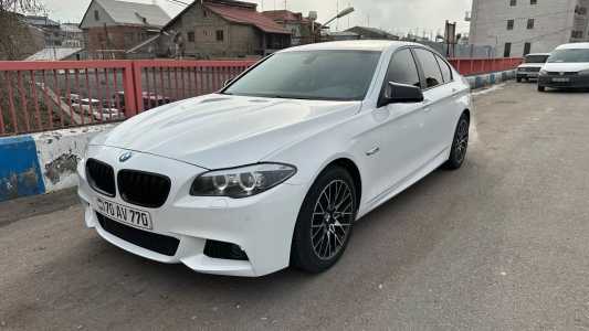 BMW 5 Series, Бензин, 2011