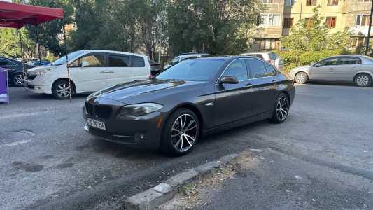 BMW 5 Series, Бензин, 2011