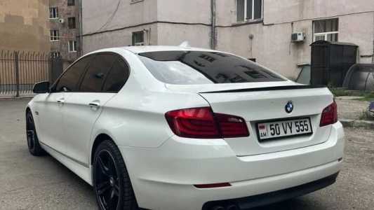 BMW 5 Series, Бензин, 2011