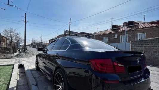 BMW 5 Series, Бензин, 2011