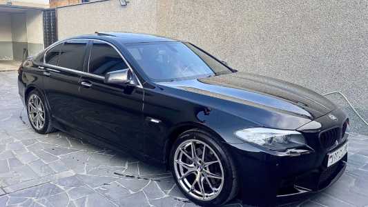 BMW 5 Series, Бензин, 2012