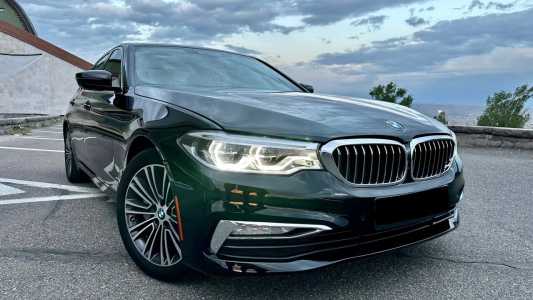 BMW 5 Series, Бензин, 2019