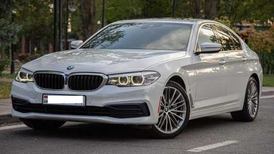 BMW 5 Series, Гибрид, 2019