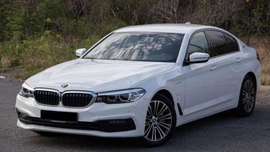 BMW 5 Series, Гибрид, 2020