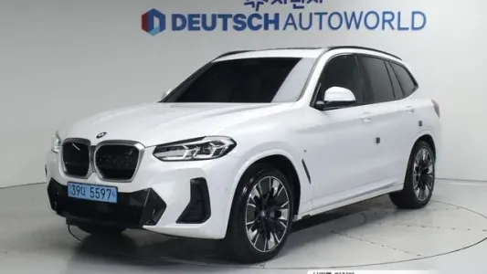 BMW iX3, 2022