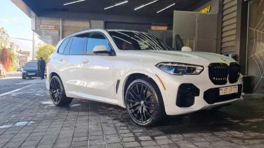 BMW X5, Бензин, 2022