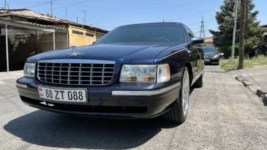 Cadillac DeVille, Бензин, 1999