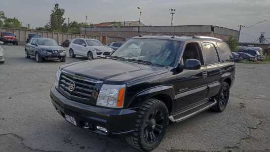 Cadillac Escalade, Бензин, 2004