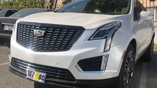 Cadillac XT5, Бензин, 2022