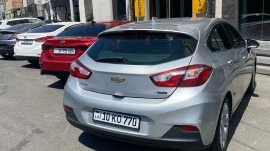 Chevrolet Cruze, Бензин, 2017