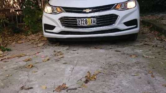 Chevrolet Cruze, Бензин, 2018