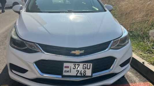 Chevrolet Cruze, Бензин, 2018