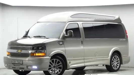 Chevrolet Express Van, 2021