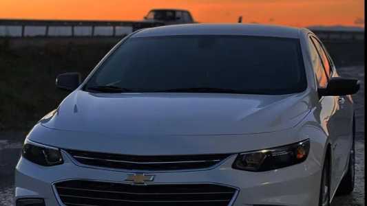 Chevrolet Malibu, Бензин, 2017