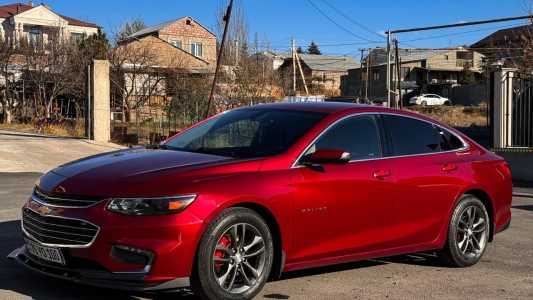 Chevrolet Malibu, Бензин, 2018