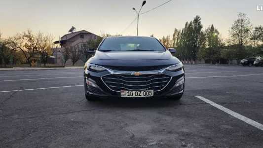 Chevrolet Malibu, Бензин, 2018