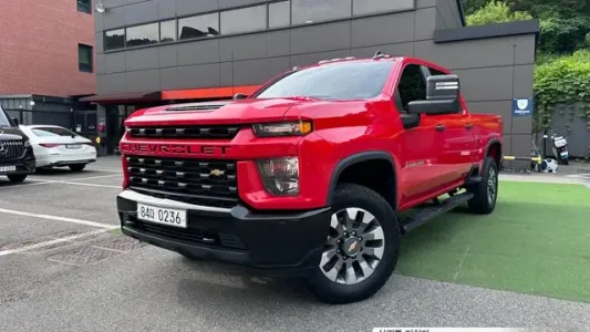 Chevrolet Silverado, 2021