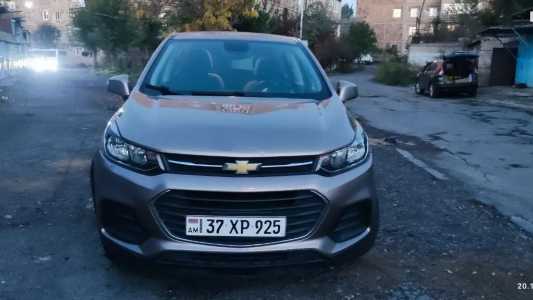 Chevrolet Trax, Бензин, 2017