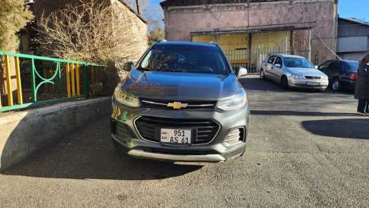 Chevrolet Trax, Бензин, 2017